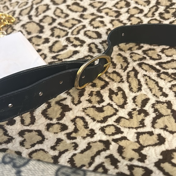 Vintage Gucci is excellent condition - Picture 10 of 13
